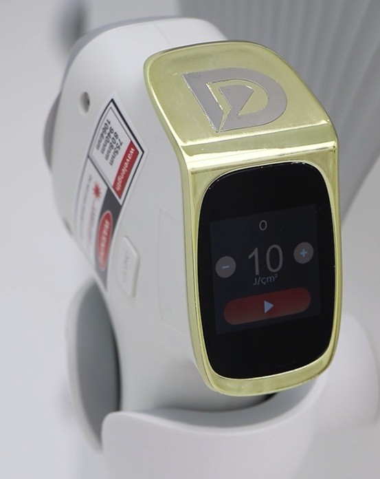 DermaTek Laser - Epilare definitiva avansata cu tehnologie optica de precizie germana