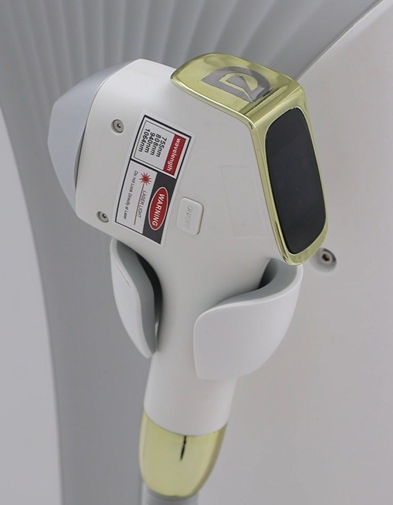 DermaTek Laser - Epilare definitiva avansata cu tehnologie optica de precizie germana